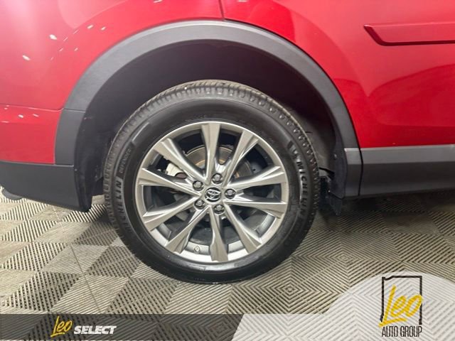 Used 2017 Toyota RAV4 Limited w/ Advanced Technology Package image 23