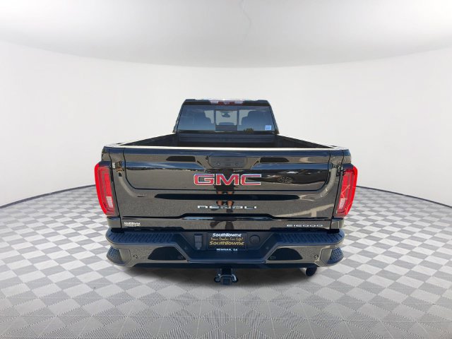 Used 2022 GMC Sierra 2500 Denali w/ Denali Black Diamond Edition AWD/4WD image 6