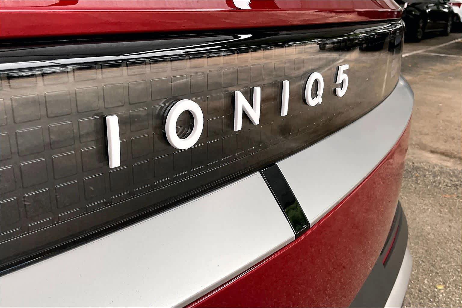 Certified 2026 Hyundai Ioniq 5 SEL RWD image 9