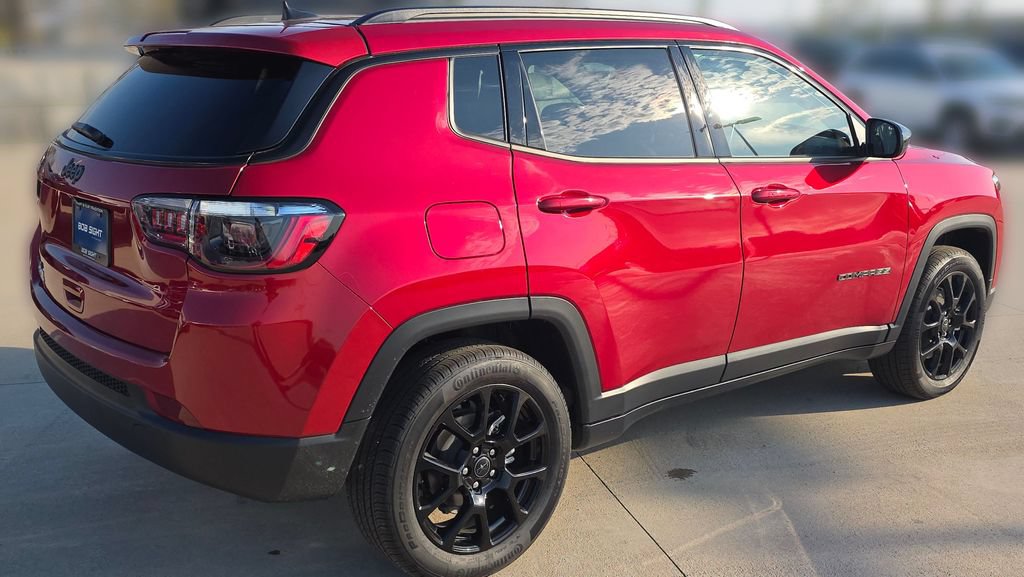 New 2026 Jeep Compass Latitude AWD/4WD image 5