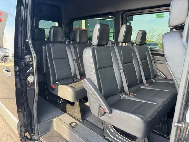 Used 2023 Mercedes-Benz Sprinter 2500 image 16