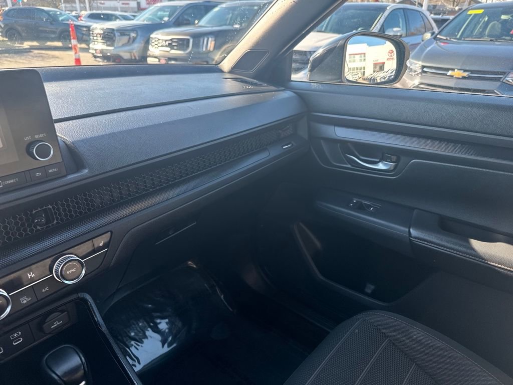 Used 2025 Honda CR-V Sport image 28