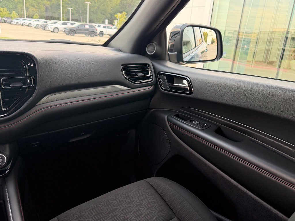 Used 2025 Dodge Durango GT w/ Blacktop Package RWD image 29