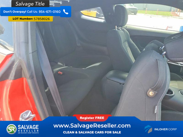 Used 2018 Ford Mustang Coupe w/ Equipment Group 101A RWD image 13