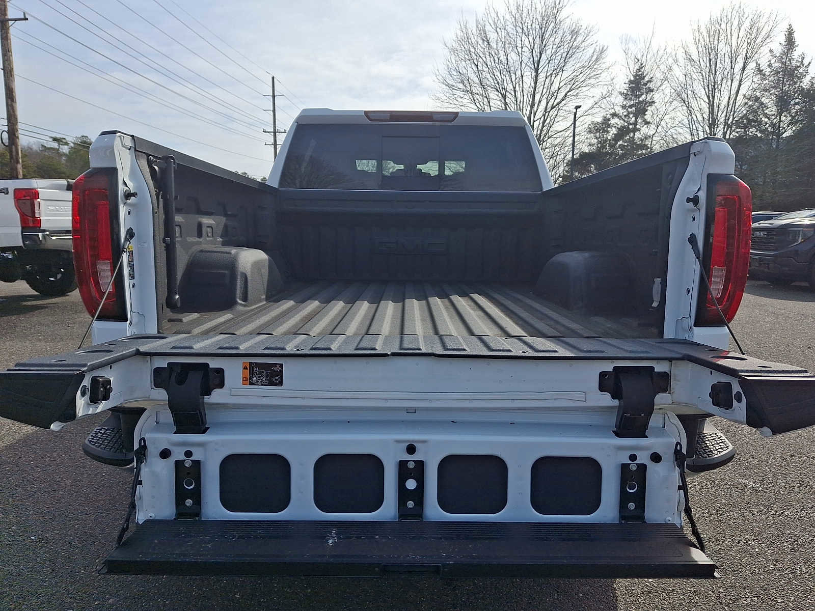 Certified 2022 GMC Sierra 1500 SLT w/ SLT Premium Plus Package image 34