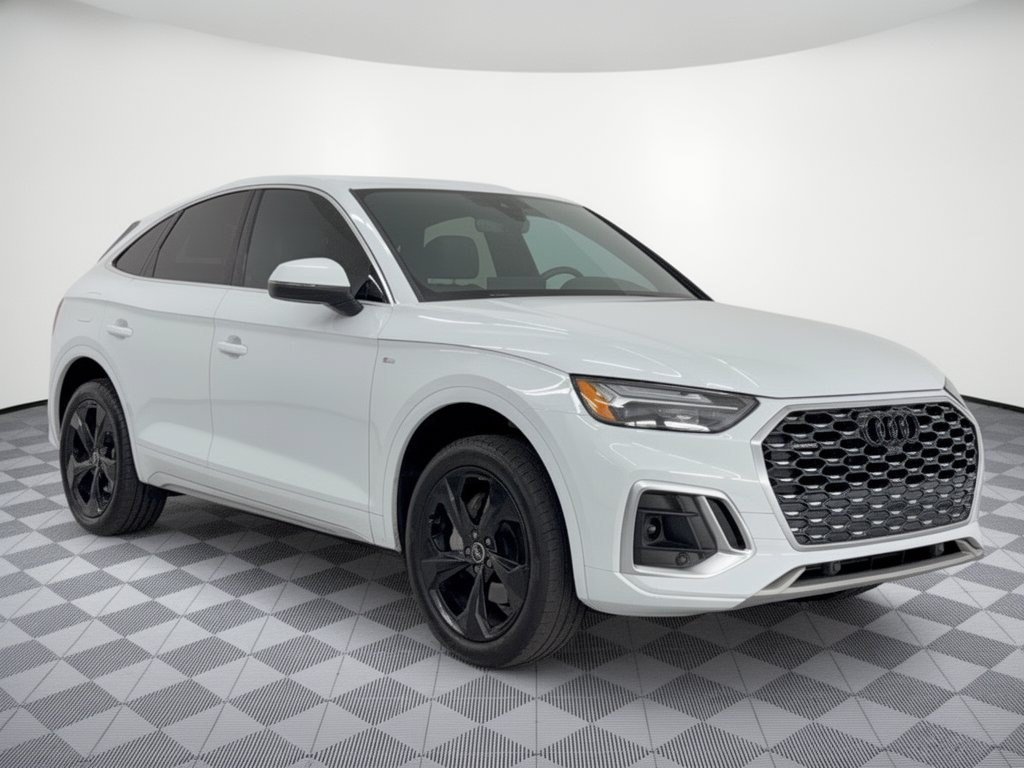 Used 2023 Audi Q5 2.0T Premium Plus w/ Premium Plus Package AWD/4WD image 7