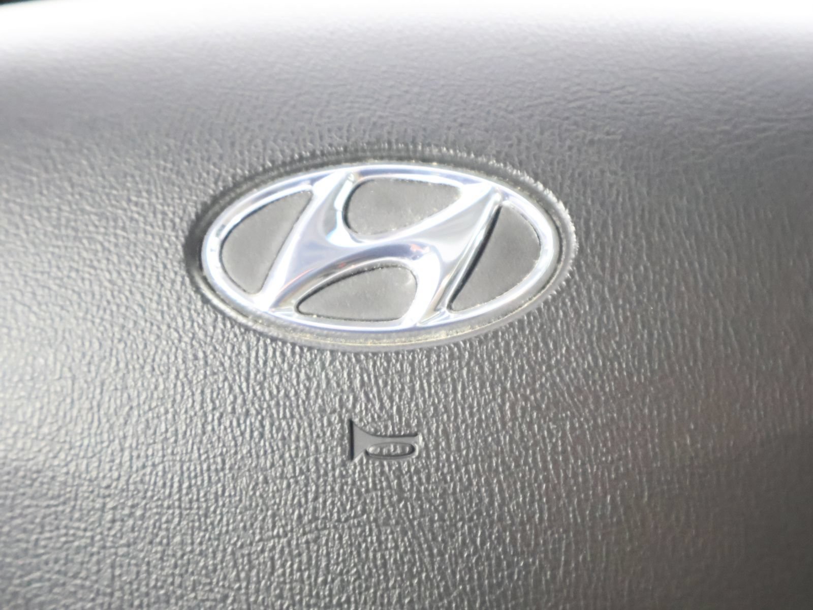 Used 2010 Hyundai Elantra GLS w/ Sunroof Pkg 3 FWD image 29