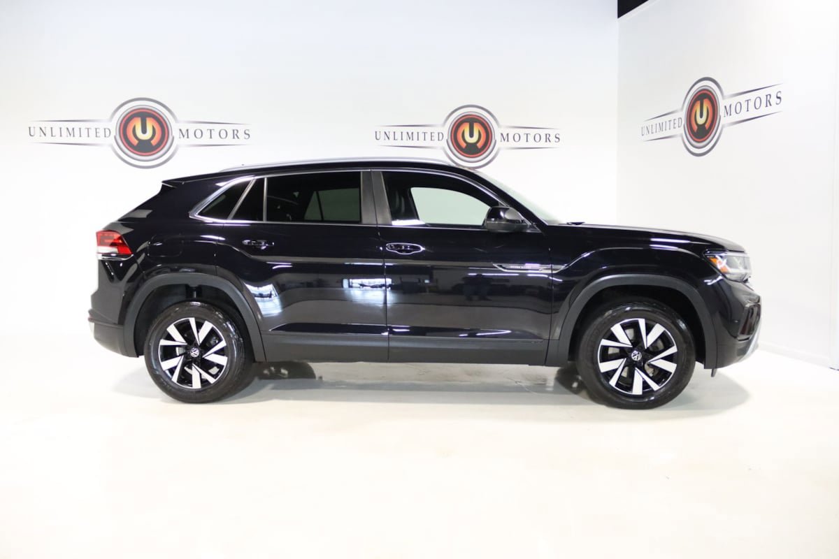 Used 2020 Volkswagen Atlas Cross Sport SEL image 5