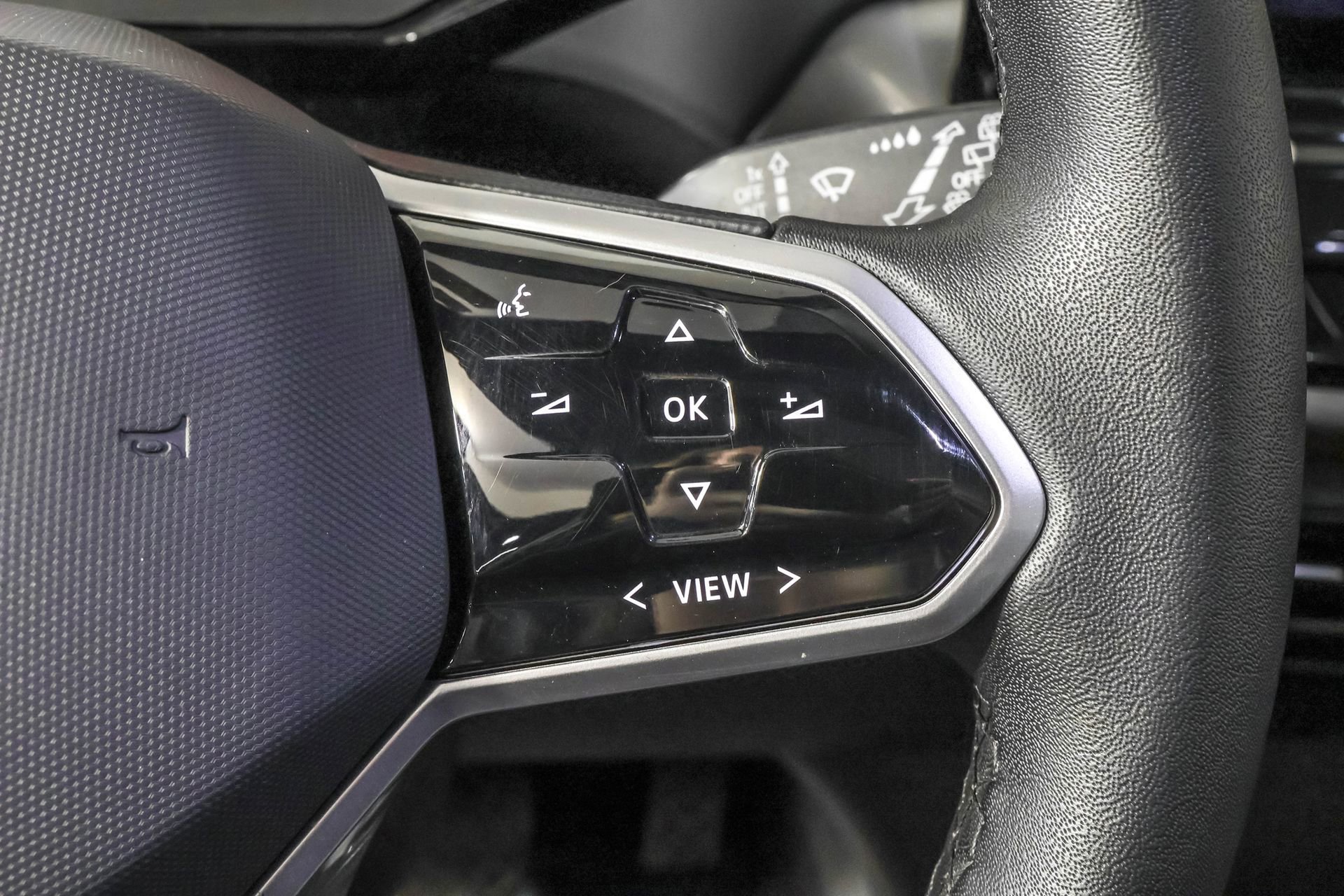 Used 2023 Volkswagen ID.4 Pro S image 28