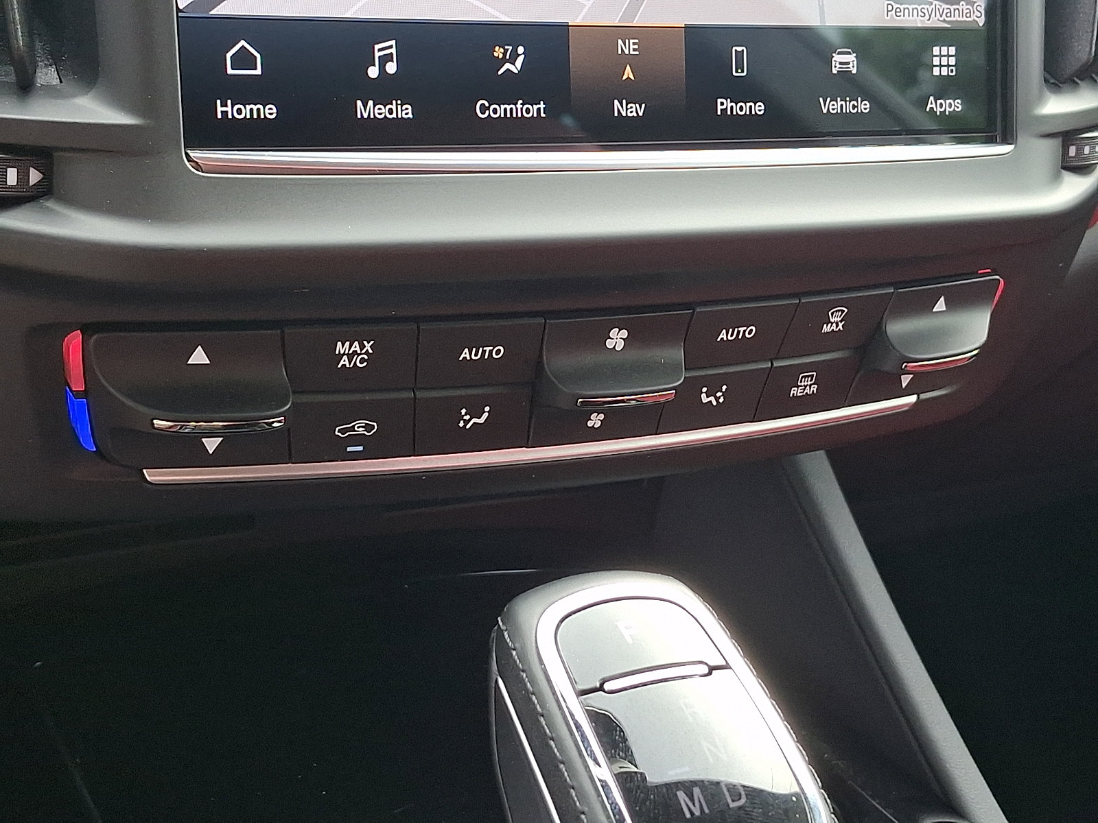 Certified 2023 Maserati Levante Modena AWD/4WD image 16