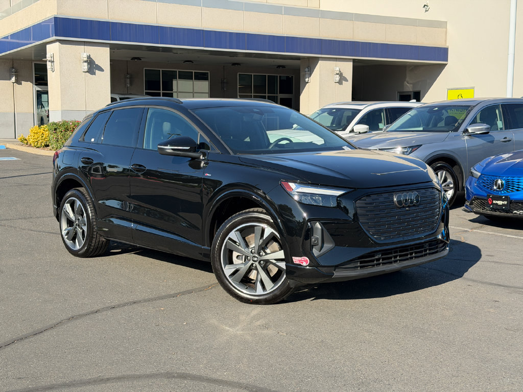 Used 2023 Audi Q4 e-tron Premium w/ Convenience Package AWD/4WD image 2