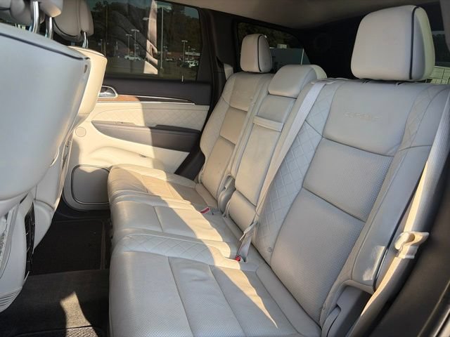 Used 2017 Jeep Grand Cherokee Summit AWD/4WD image 7