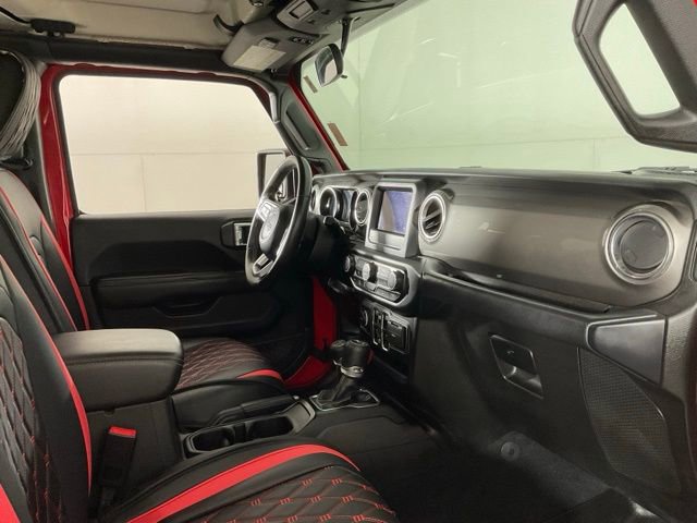 Used 2019 Jeep Wrangler Unlimited Sahara image 35