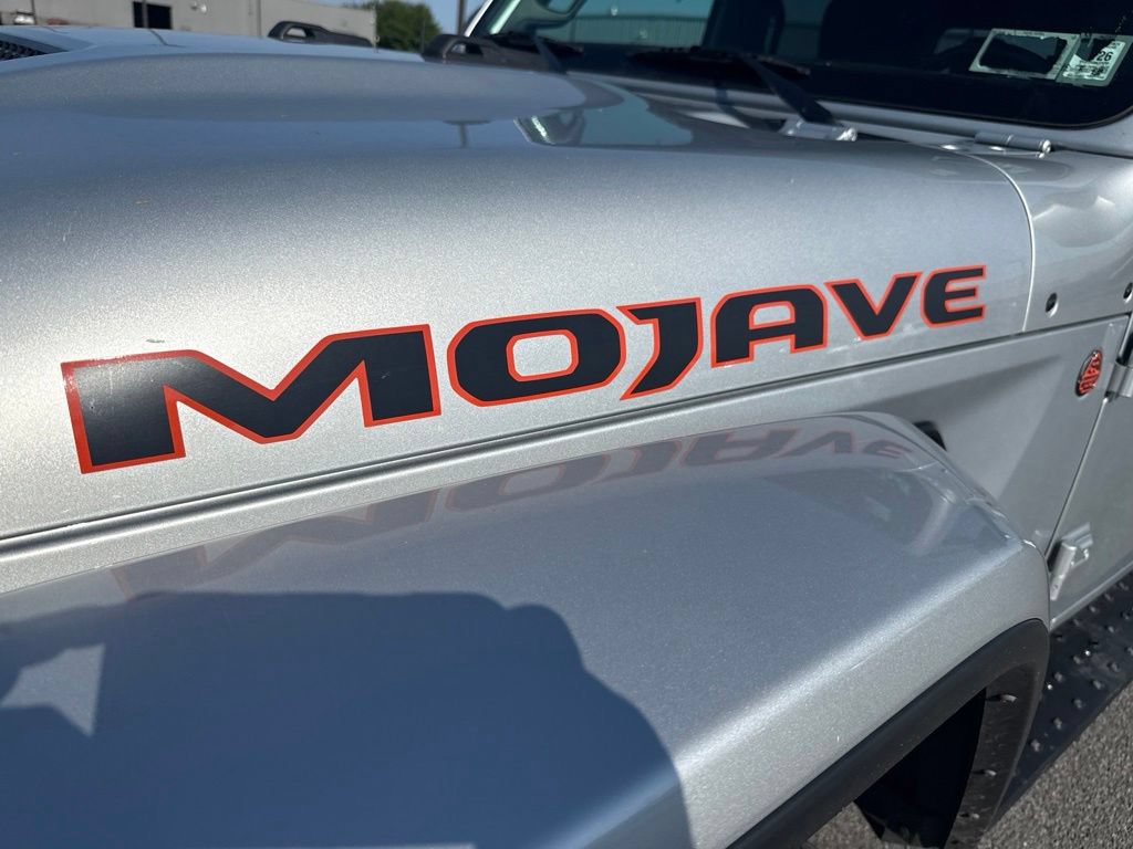 Used 2022 Jeep Gladiator Mojave w/ LED Lighting Group AWD/4WD image 9