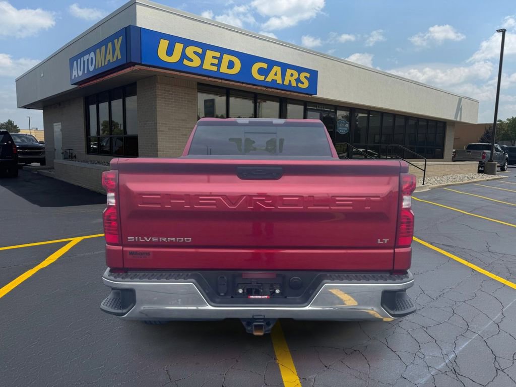 Used 2024 Chevrolet Silverado 1500 LT w/ Convenience Package II AWD/4WD image 6