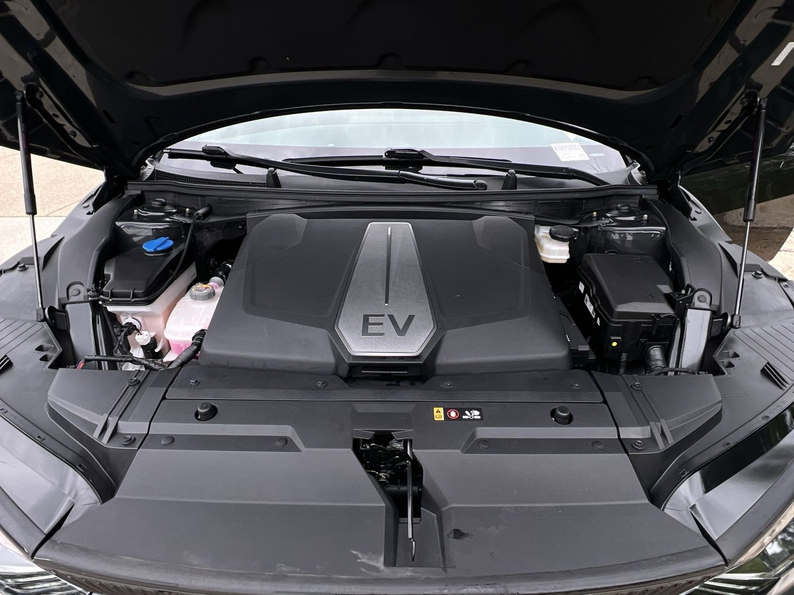 Used 2024 Kia EV6 Light AWD/4WD image 42