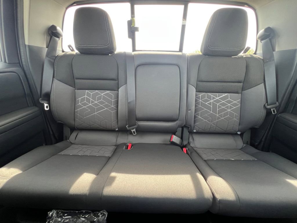 New 2026 Nissan Frontier SV w/ Tow Package image 5
