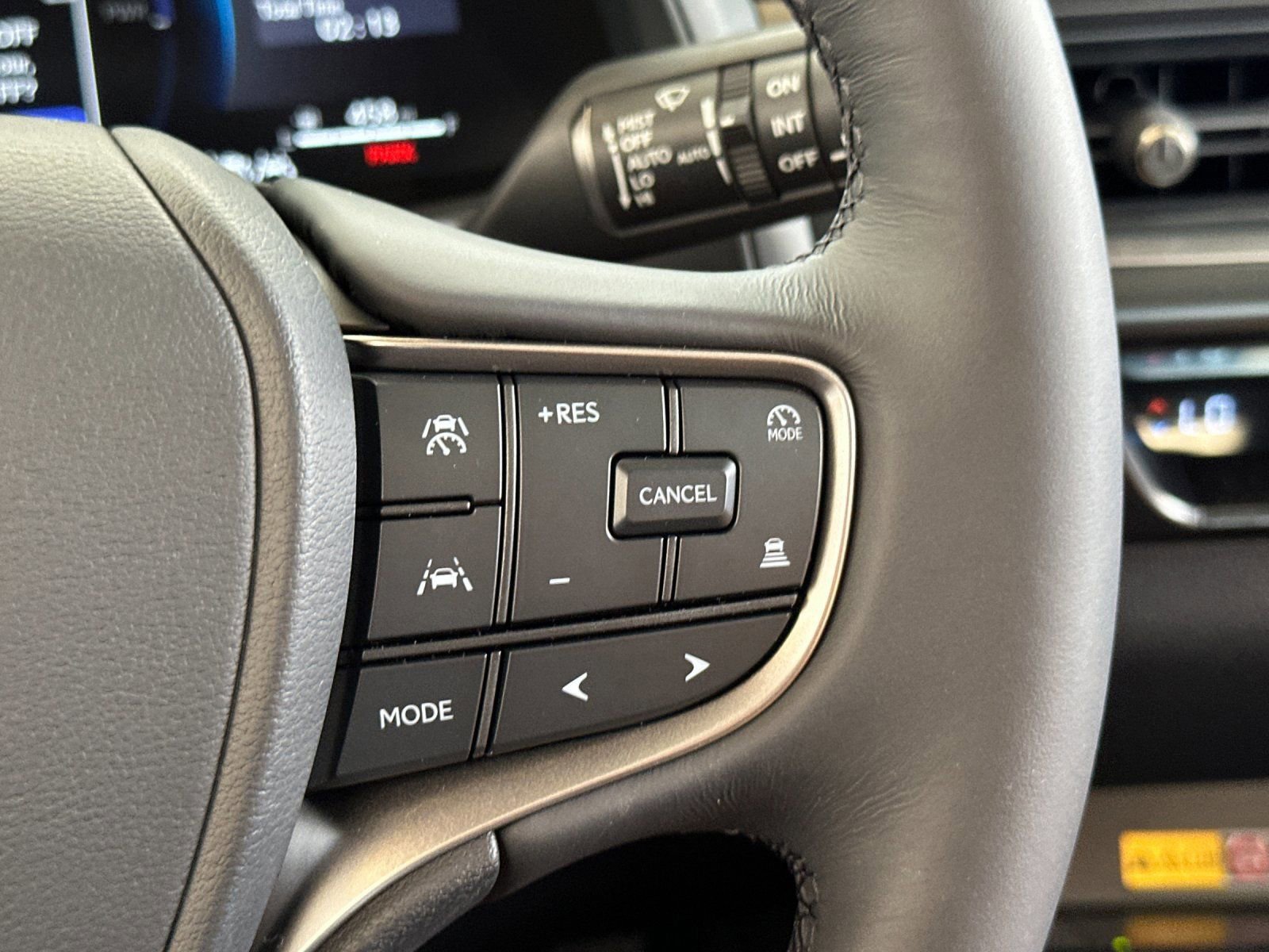 Used 2026 Lexus UX 300h AWD image 28