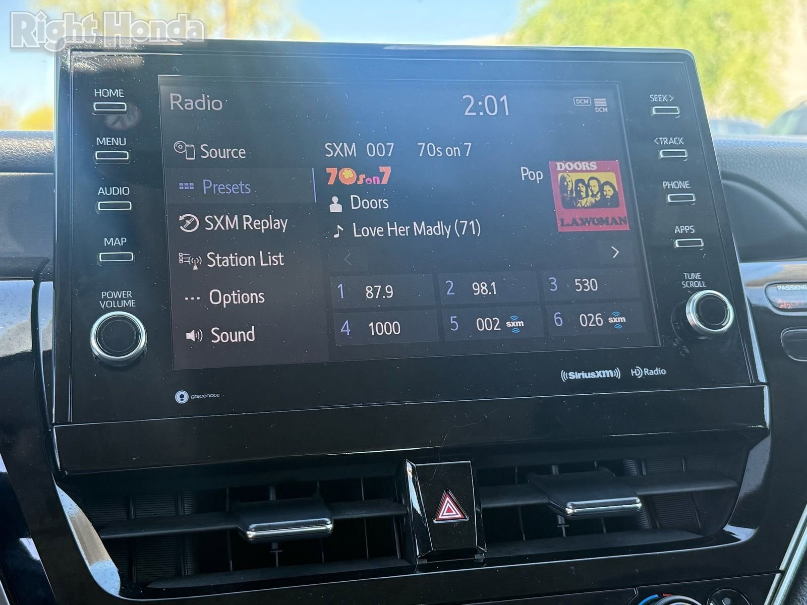 Used 2023 Toyota Camry XSE image 21