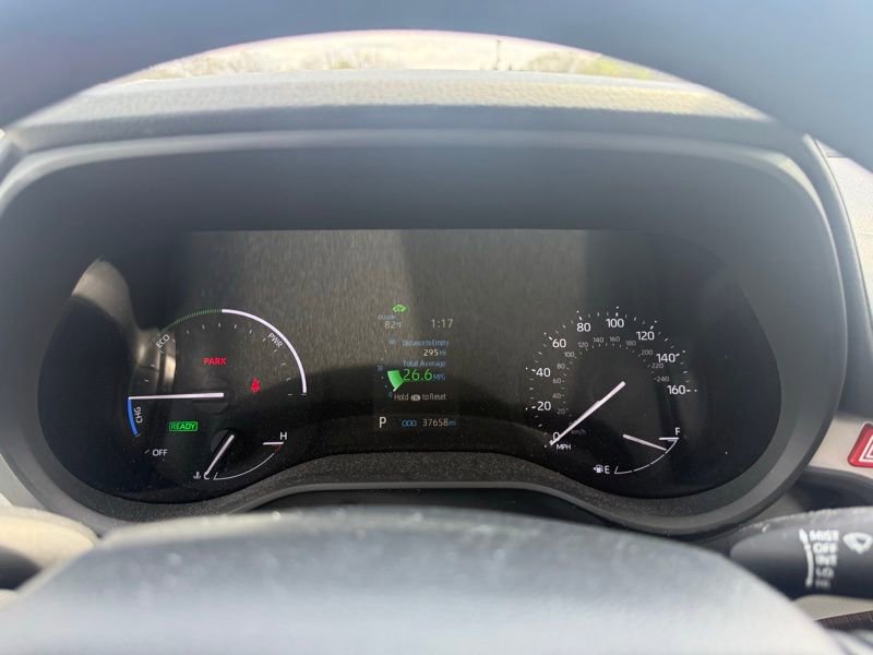 Used 2023 Toyota Sienna LE image 12