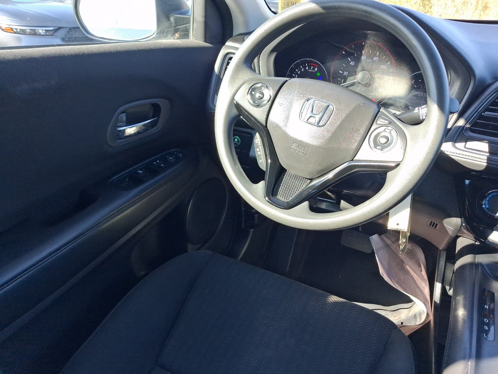 Used 2017 Honda HR-V LX image 22