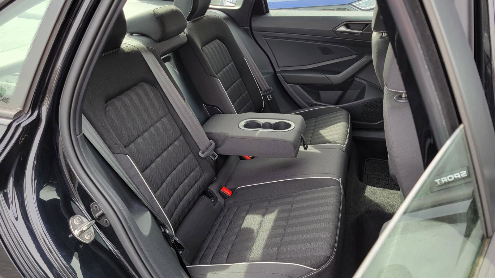 Used 2023 Volkswagen Jetta Sport image 38