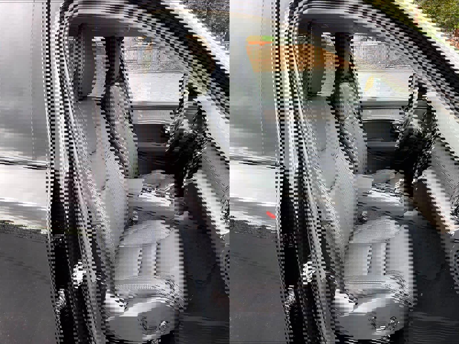 New 2026 Volvo XC90 T8 Ultra w/ Protection Package AWD/4WD image 32