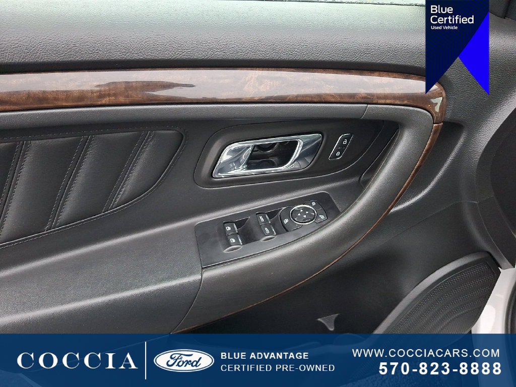 Certified 2018 Ford Taurus Limited AWD/4WD image 12