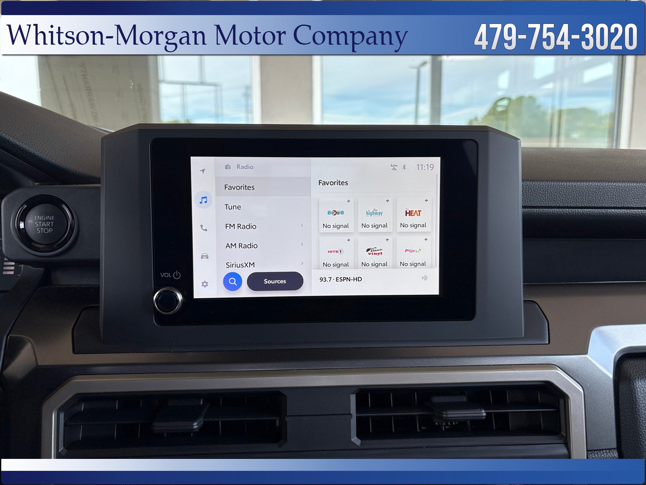 Used 2025 Toyota Tacoma SR5 AWD/4WD image 22