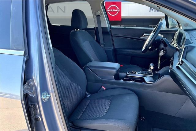 Used 2025 Kia Sportage LX image 24