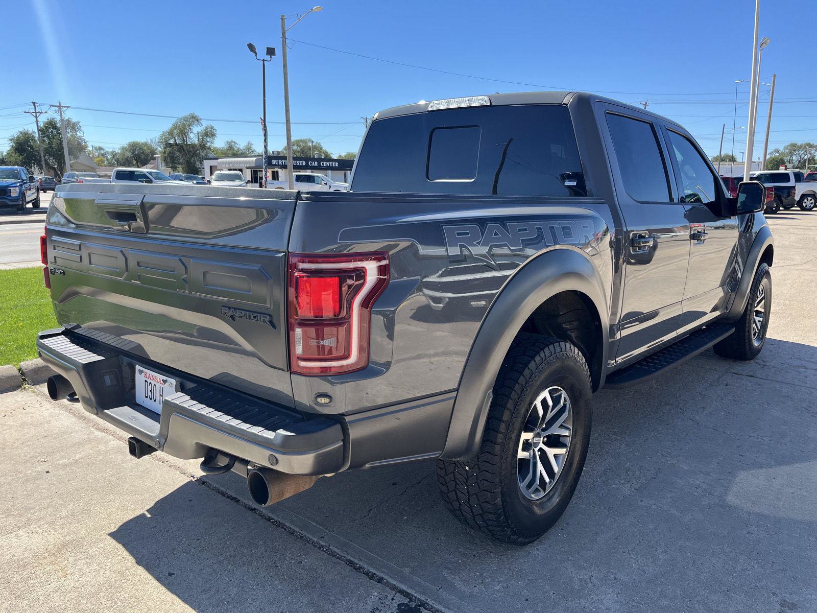 Certified 2018 Ford F150 Raptor w/ Equipment Group 802A Luxury AWD/4WD image 4