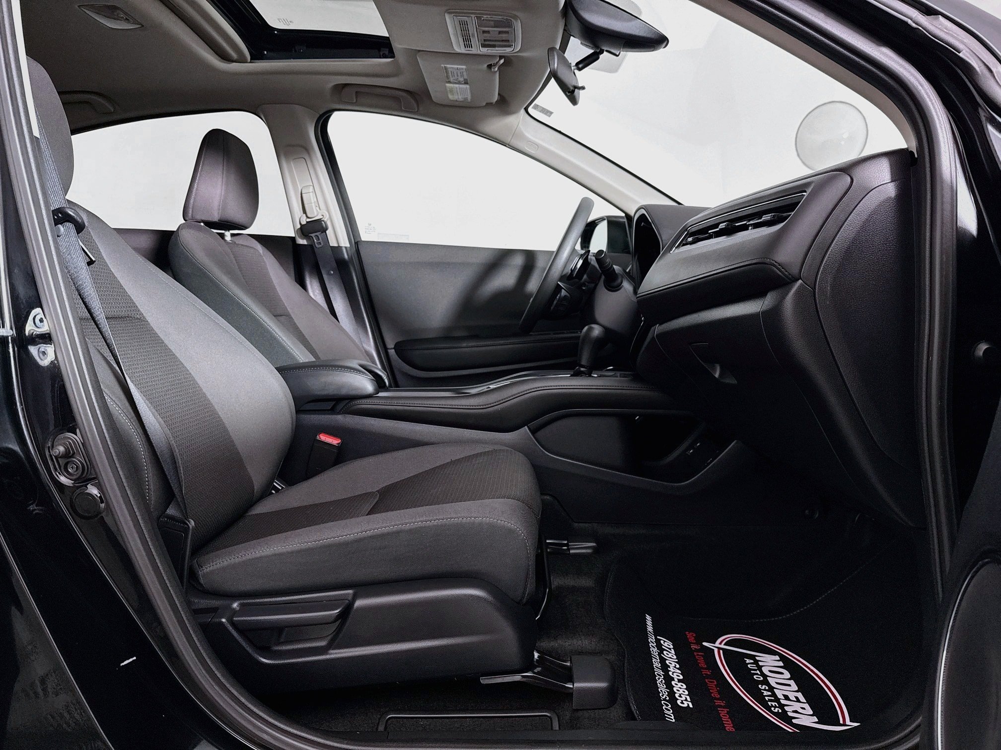 Used 2022 Honda HR-V EX image 33