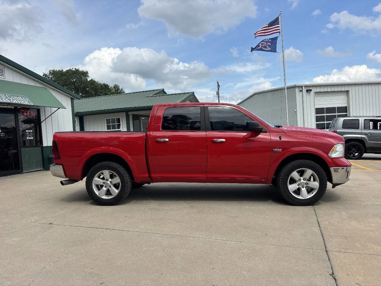 Used 2014 RAM 1500 Outdoorsman AWD/4WD image 3