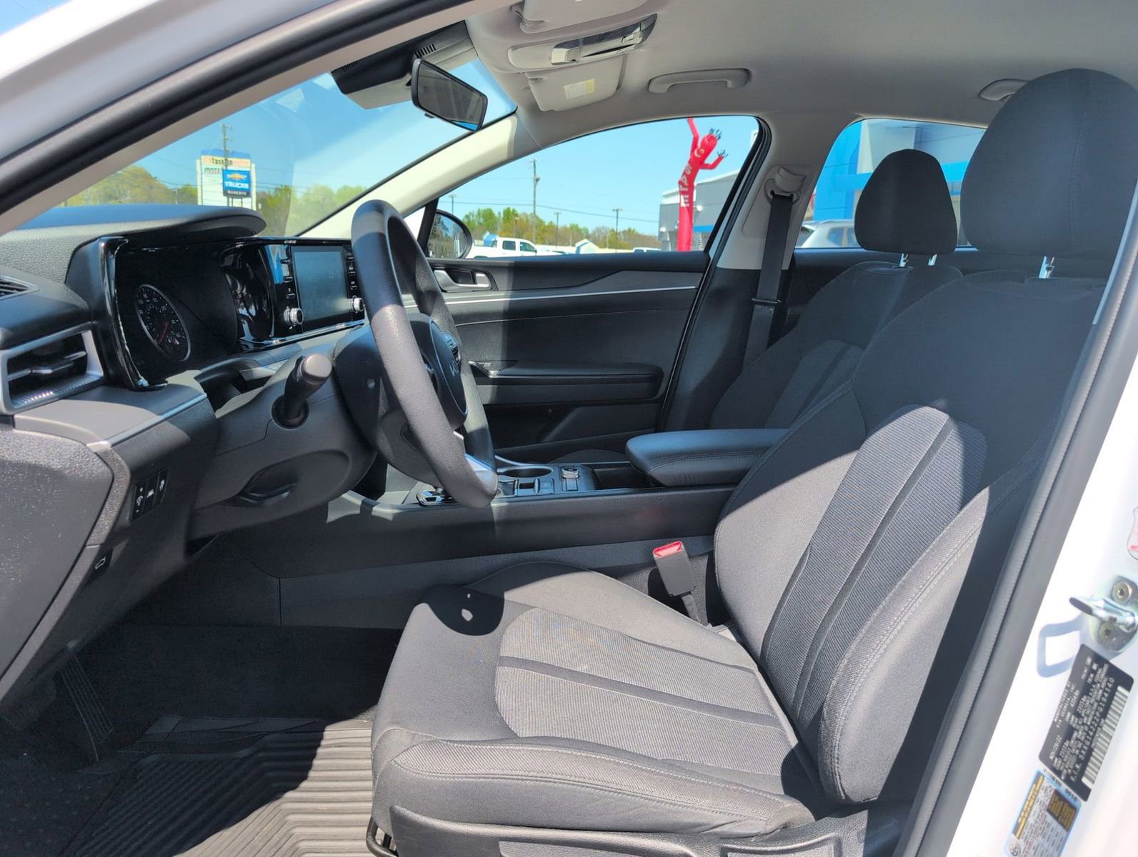 Used 2023 Kia K5 LXS image 13