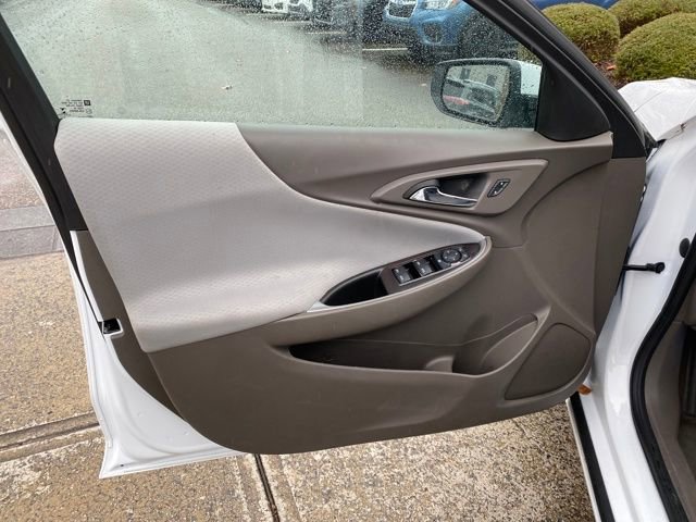 Used 2023 Chevrolet Malibu LT image 27