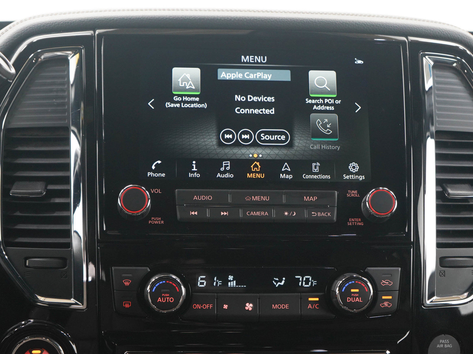 Used 2023 Nissan Titan Platinum Reserve w/ Off Road Protection Package AWD/4WD image 18