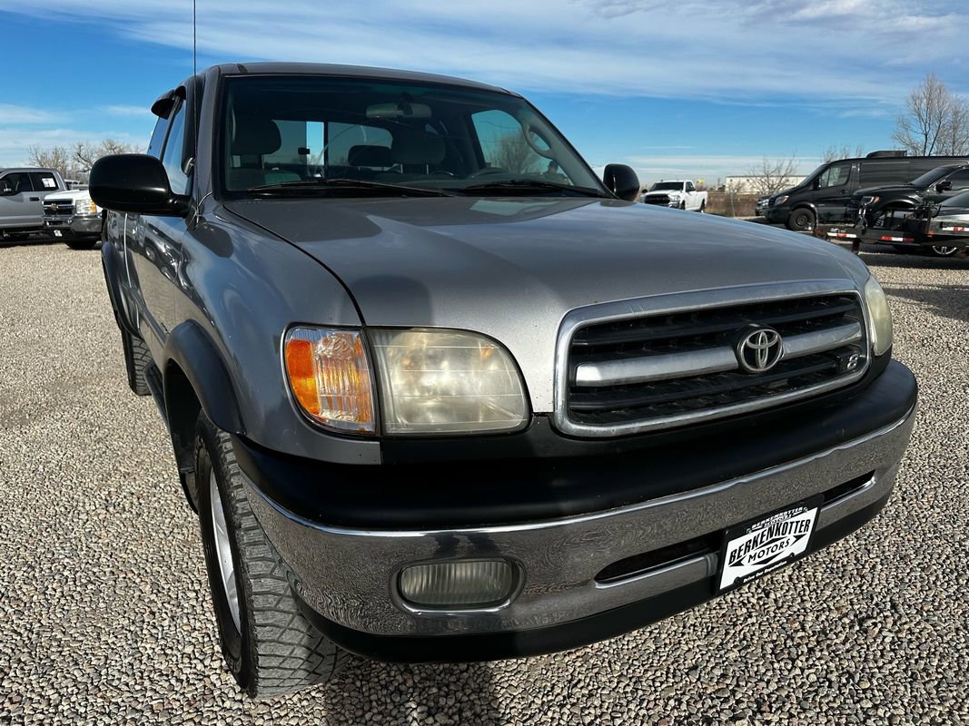 Used 2002 Toyota Tundra SR5 image 2