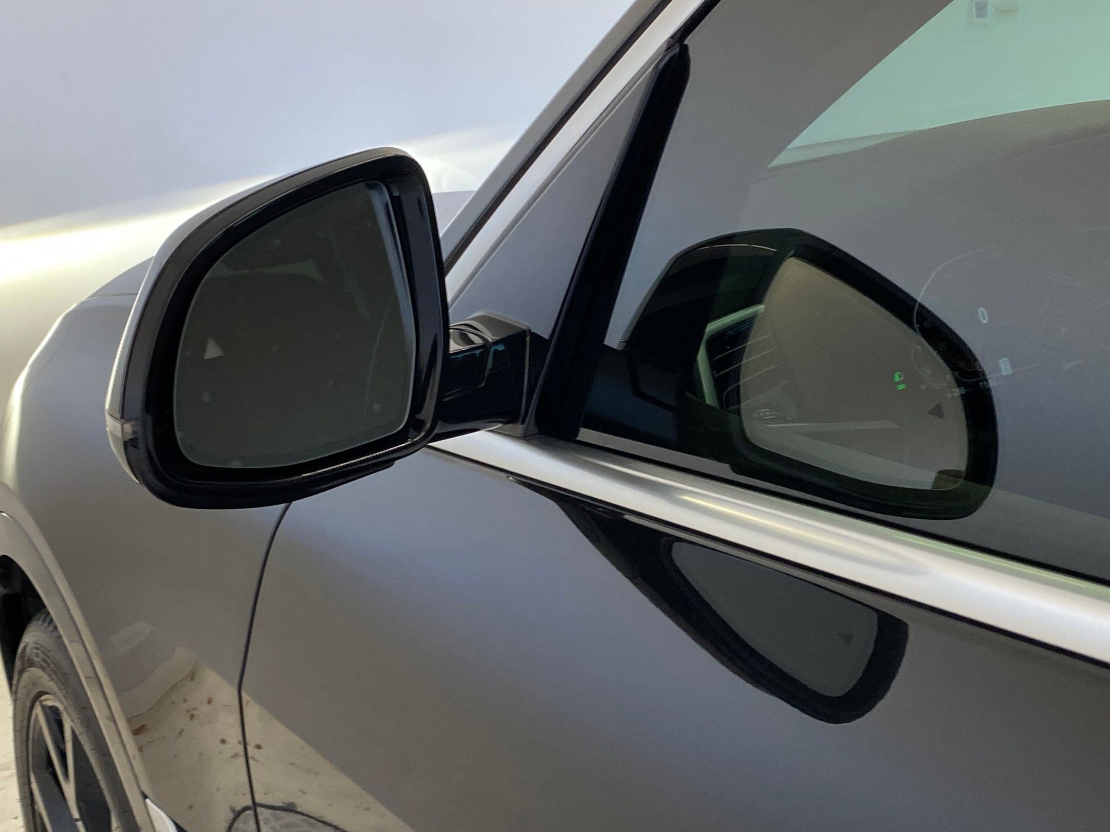 Used 2020 BMW X7 xDrive40i w/ Premium Package image 22