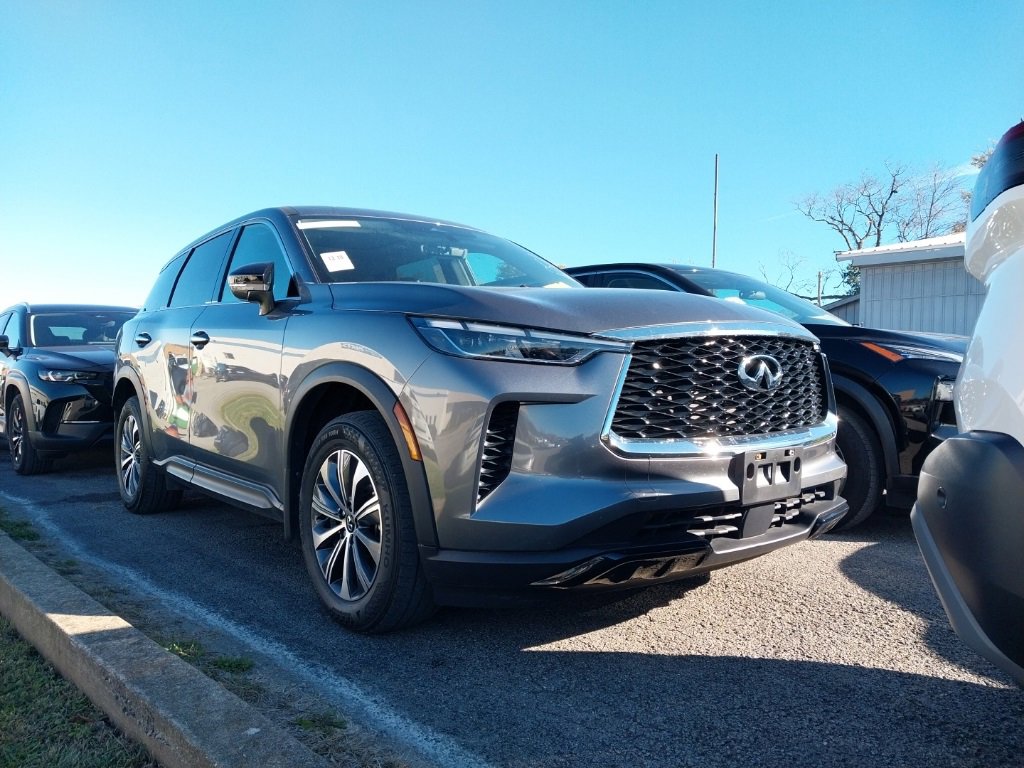 Used 2023 INFINITI QX60 Pure