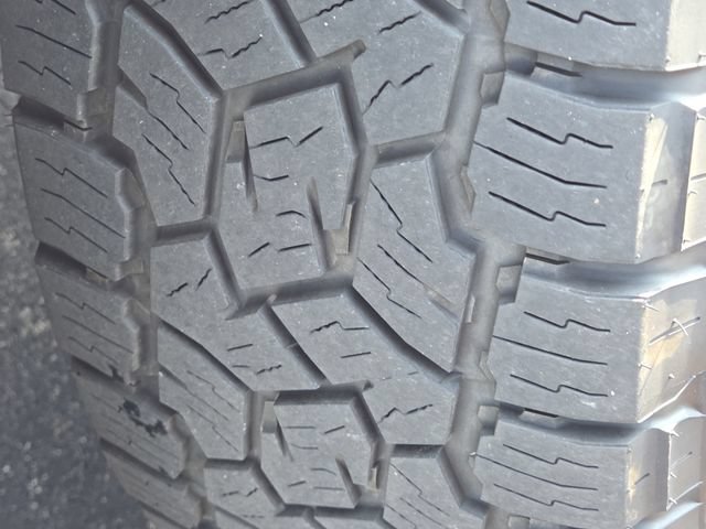 Used 2018 Ford F150 XLT w/ Equipment Group 302A Luxury AWD/4WD image 11