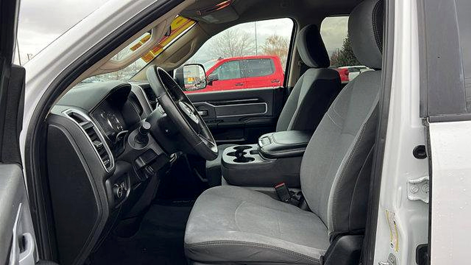 Used 2019 RAM 2500 Big Horn image 31
