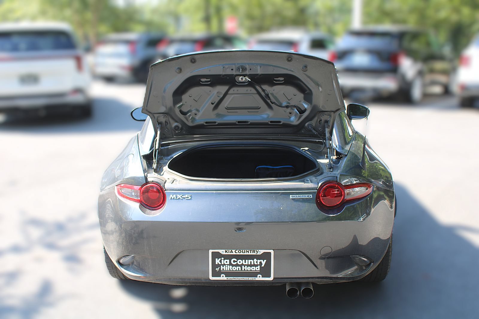 Used 2021 MAZDA MX-5 Miata RF Club RWD image 9
