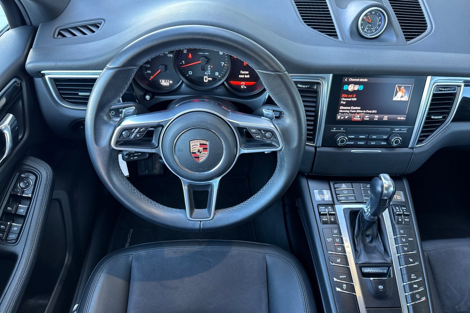 Used 2017 Porsche Macan image 18