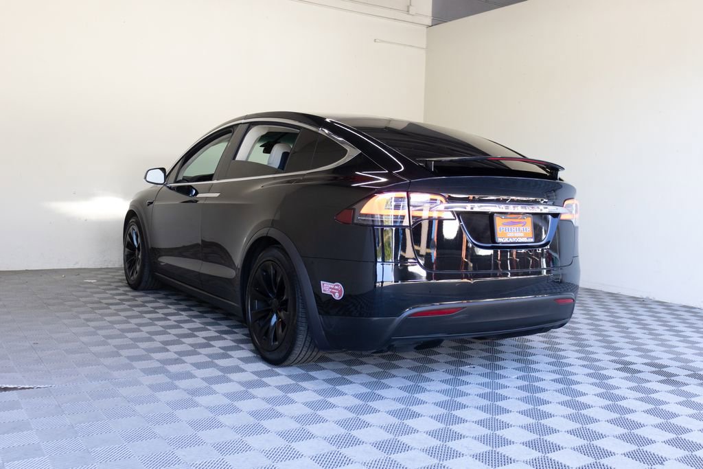 Used 2019 Tesla Model X Performance AWD/4WD image 13