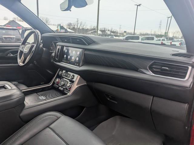 Used 2021 GMC Yukon XL Denali w/ Denali Premium Package image 25