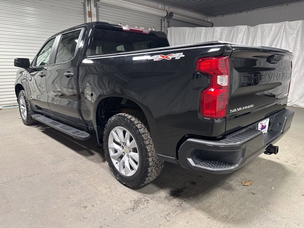 Used 2022 Chevrolet Silverado 1500 Custom image 5