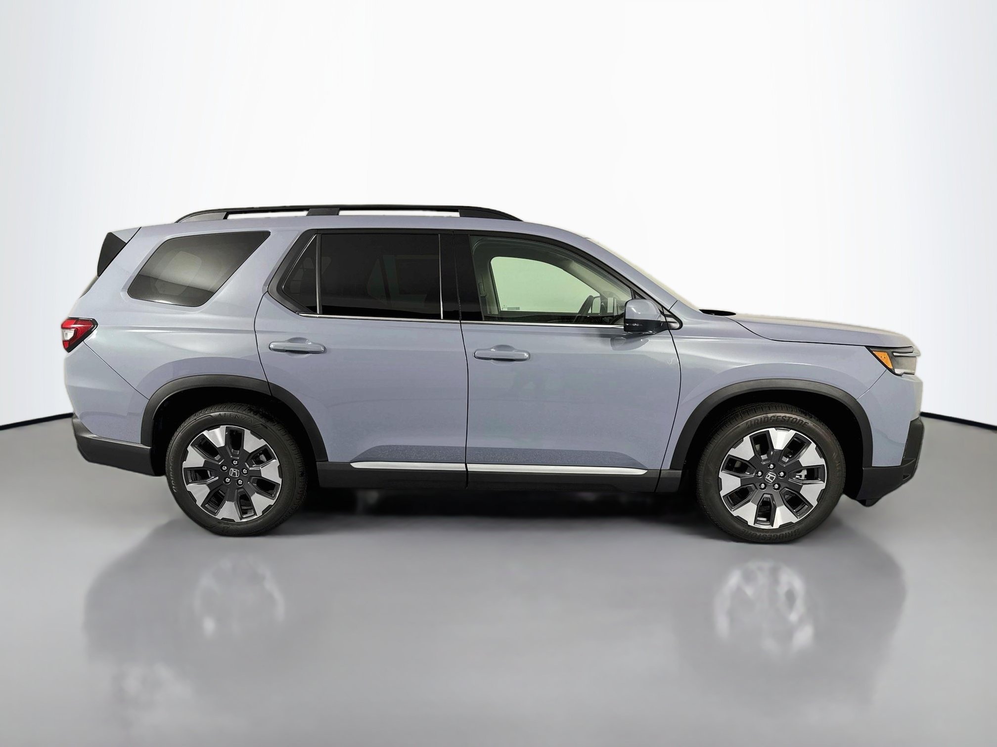 New 2026 Honda Pilot Elite image 4
