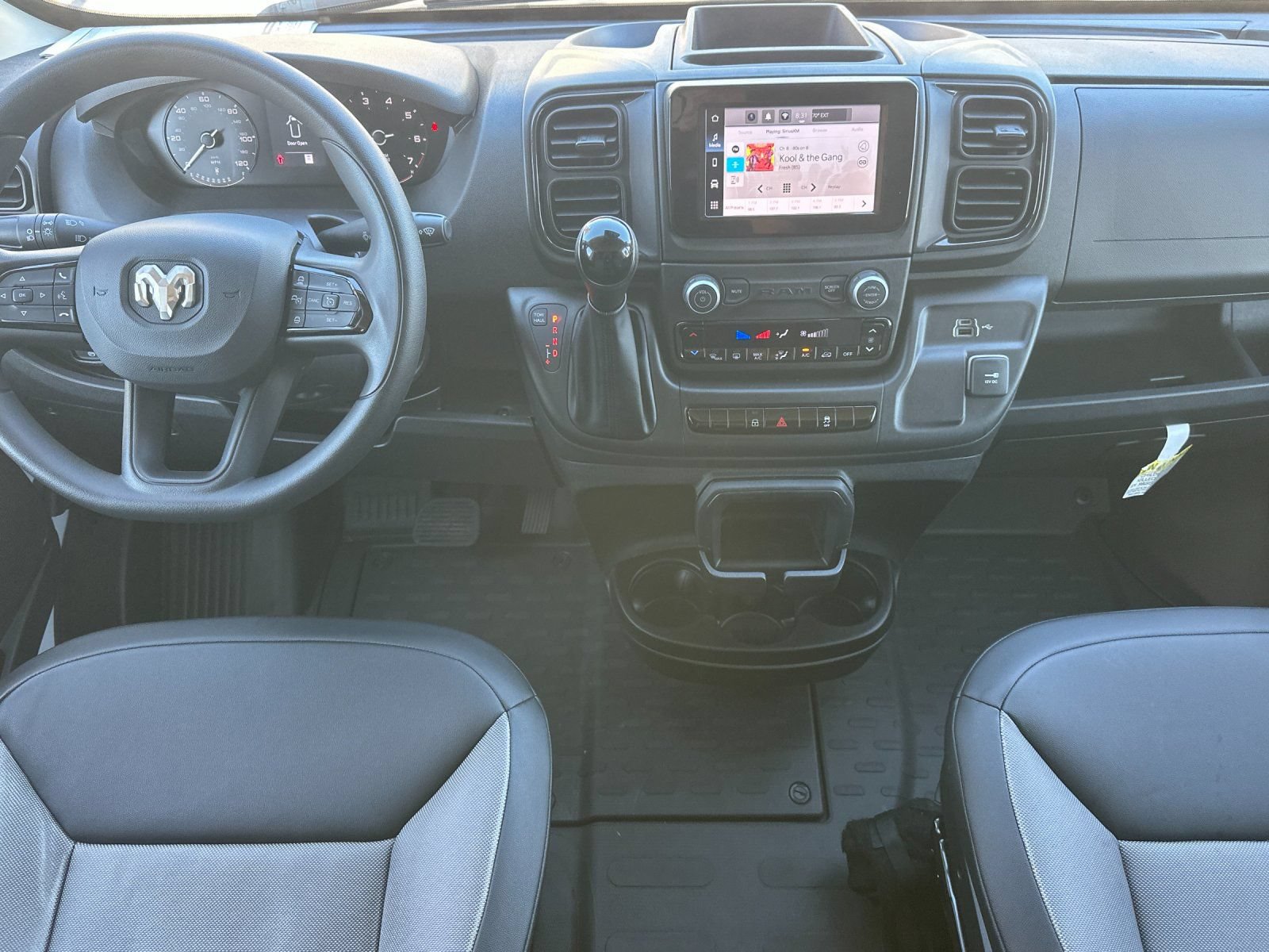 Used 2026 RAM ProMaster 2500 w/ Convenience Group FWD image 12