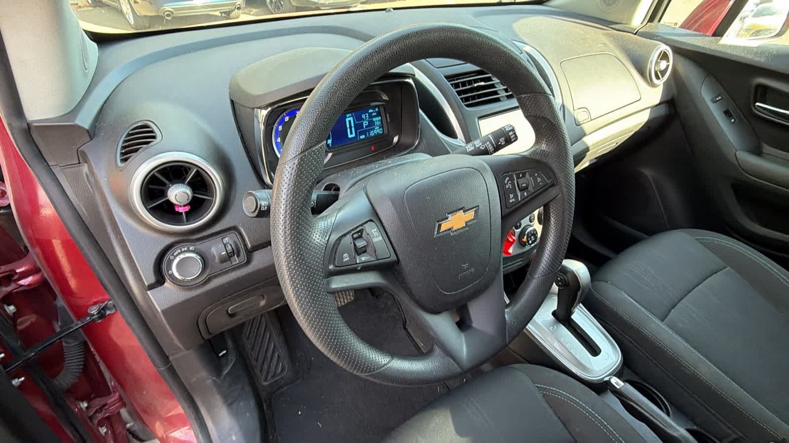 Used 2015 Chevrolet Trax LT FWD image 10