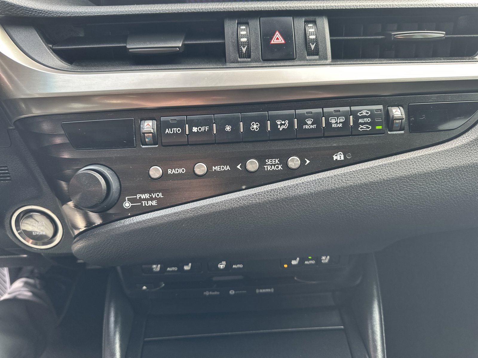 Used 2020 Lexus ES 350 w/ Premium Package FWD image 17